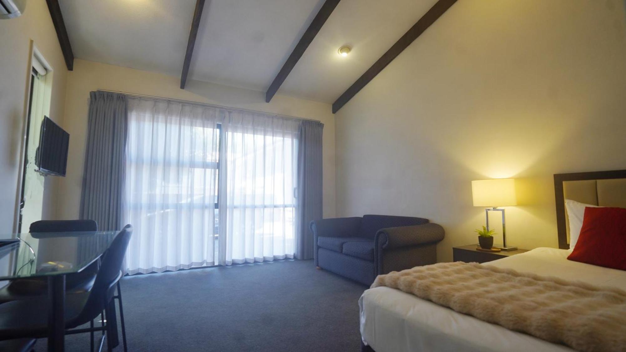 כרייסטצ'רץ' Abbey Motor Lodge מראה חיצוני תמונה